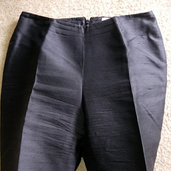 Oscar de la Renta Slacks - Picture 3 of 5